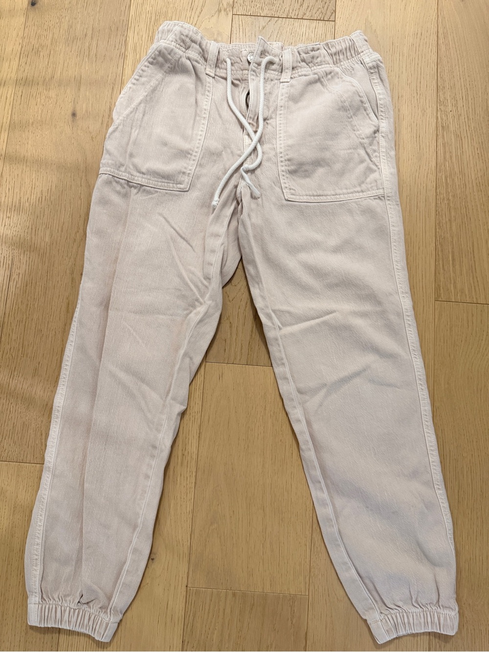 American Eagle Outfitters Light Cream Drawstring Joggers
